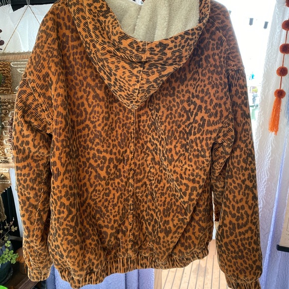 BDG Urban Outfitters Leopard Cheetah Corduroy Jacket Small - Picture 4 of 7